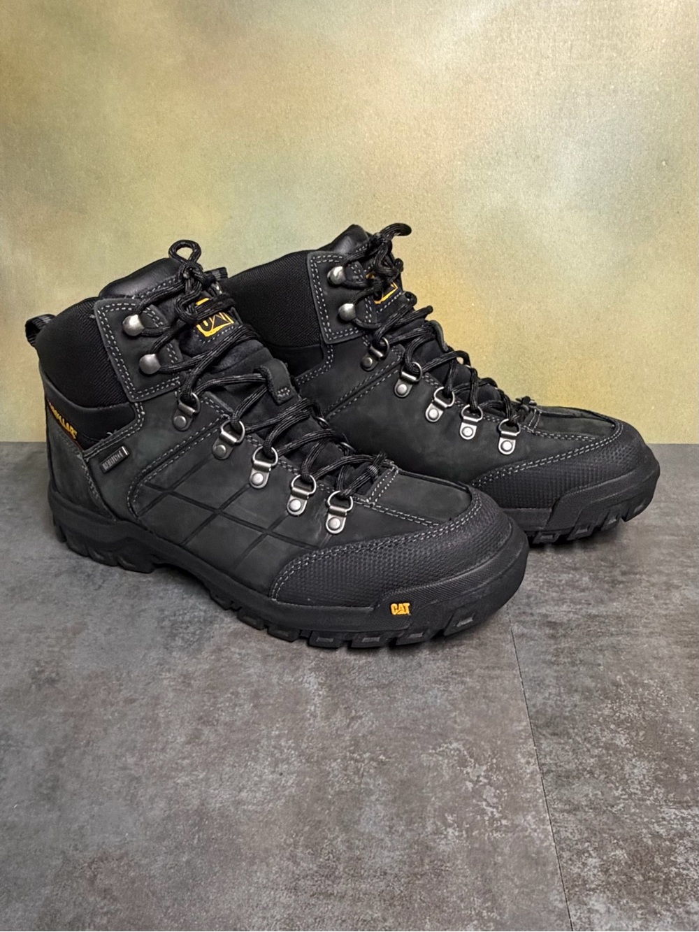 Caterpillar P74129 Men's Wide Threshold Waterproof Soft Toe Work Boots Size 10.5 - Picture 2 of 16